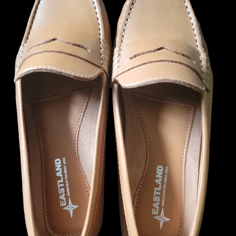 Women's Eastland Patricia Penny Loafers. New Without Tag/Box. Perfect Condition - Picture 6 of 7